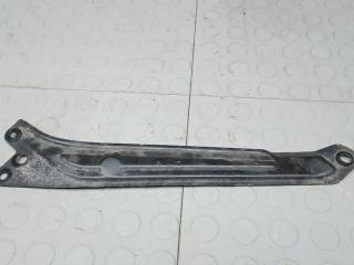 крепление фары правой Skoda Yeti 1 поколение [рестайлинг] 2013, 2.0 л., дизель, МКПП, внедорожник 5 дв.