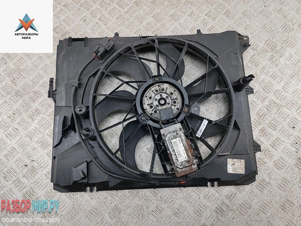 вентилятор радиатора BMW 3 серия E90/E91/E92/E93 2005, 2.0 л., бензин, МКПП, чёрный, универсал, 6925693 - фото №1