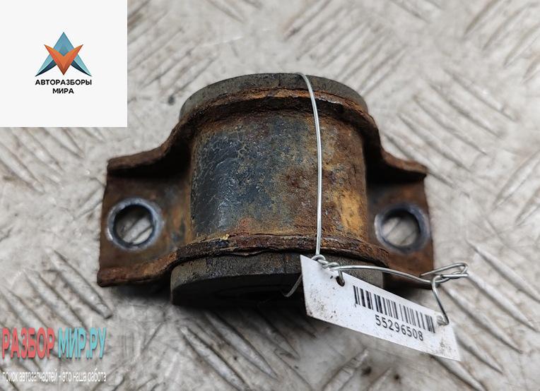 Крепление втулки стабилизатора заднего Mercedes-Benz Sprinter 2 поколение (W906) 2011, 2.2 л., дизель, МКПП, серый, микроавтобус - фото №1