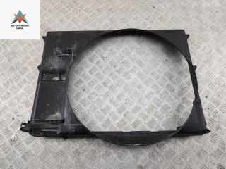 диффузор вентилятора BMW 7 серия E38 1997, 3.5 л., бензин, АКПП, зелёный, седан, 1702893