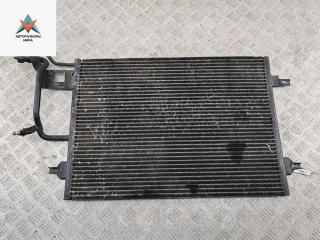 радиатор кондиционера Volkswagen Passat B5 1998, 1.9 л., дизель, МКПП, зелёный, универсал, 8D0260403H