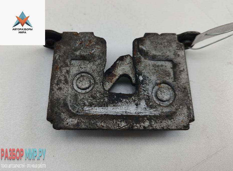 замок капота BMW 3 серия E90/E91/E92/E93 2005, 2.0 л., бензин, МКПП, чёрный, универсал, 7115229 - фото №1