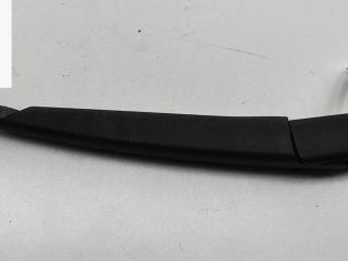 Щеткодержатель (поводок стеклоочистителя) задний Nissan Qashqai 1 поколение [рестайлинг] 2013, 1.5 л., дизель, МКПП, красный, внедорожник 5 дв.