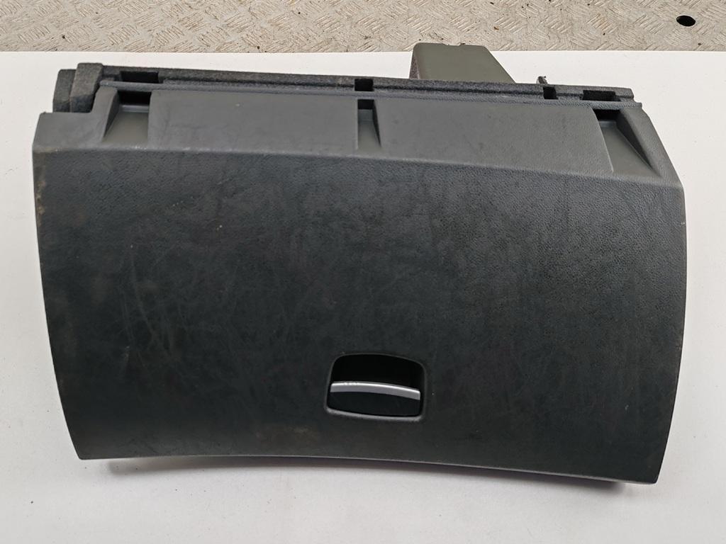 бардачок Renault Laguna III 2008, 2.0 л., дизель, АКПП, чёрный, универсал, 685000002R