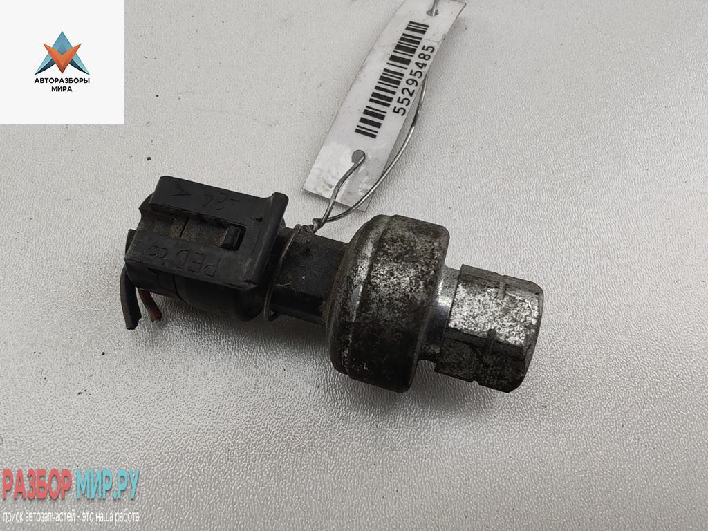 датчик кондиционера Fiat Stilo 1 поколение 2002, 1.6 л., бензин, МКПП, синий, хетчбэк 5 дв. - фото №1