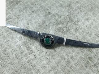 эмблема Skoda Fabia 2 поколение (5J) [рестайлинг] 2011, 1.2 л., бензин, МКПП, серый, универсал