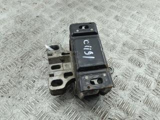 подушка крепления КПП Volkswagen Bora 2003, 2.0 л., бензин, МКПП, серый, седан
