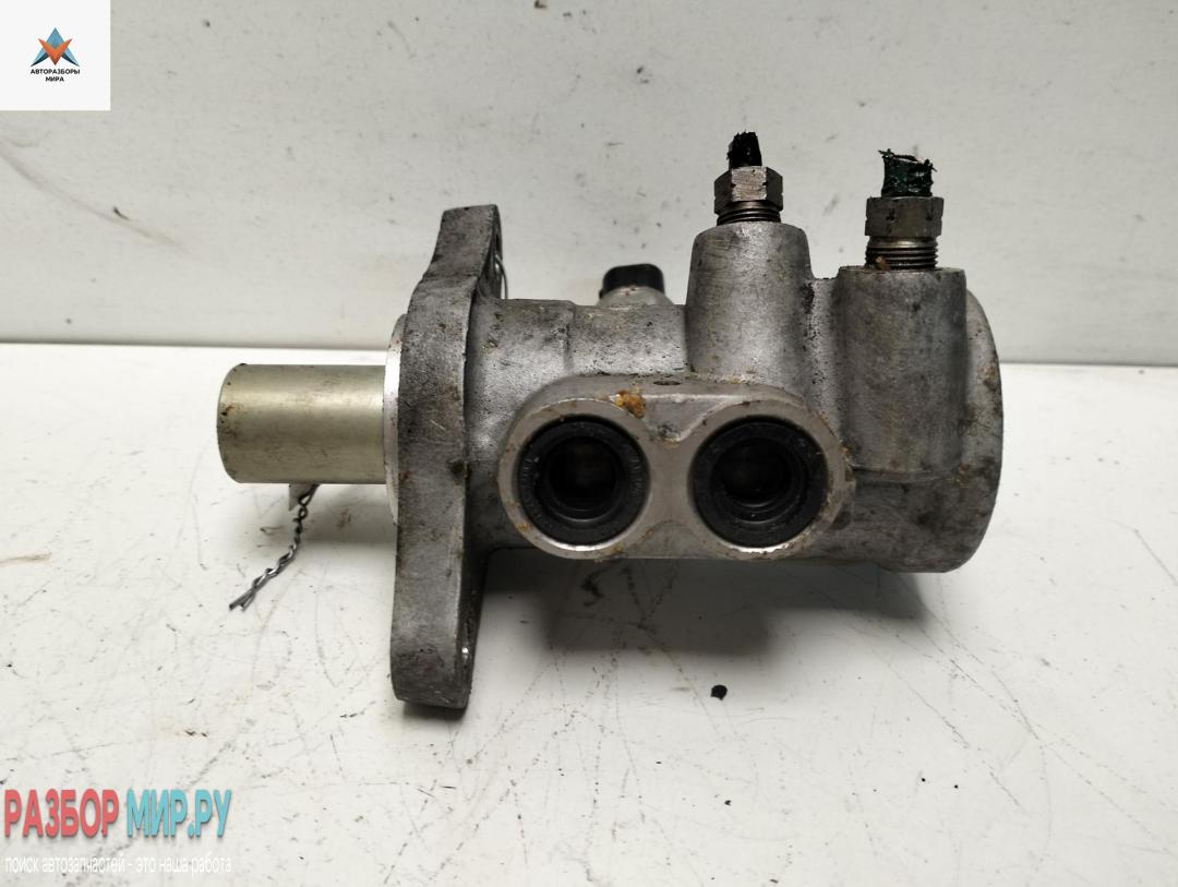 цилиндр тормозной главный Renault Laguna 2 поколение 2001, 3.0 л., бензин, АКПП, серый, универсал - фото №1