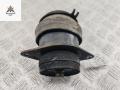 подушка крепления двигателя Volkswagen Golf 3 поколение 1992, 1.6 л., бензин, МКПП, красный, хетчбэк 5 дв. - фото №2