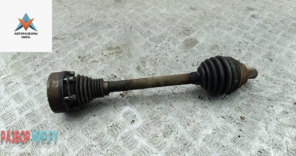 полуось передняя левая (приводной вал, ШРУС) Volkswagen Golf 5 поколение 2005, 2.0 л., бензин, МКПП, чёрный, хетчбэк 3 дв. - фото №1