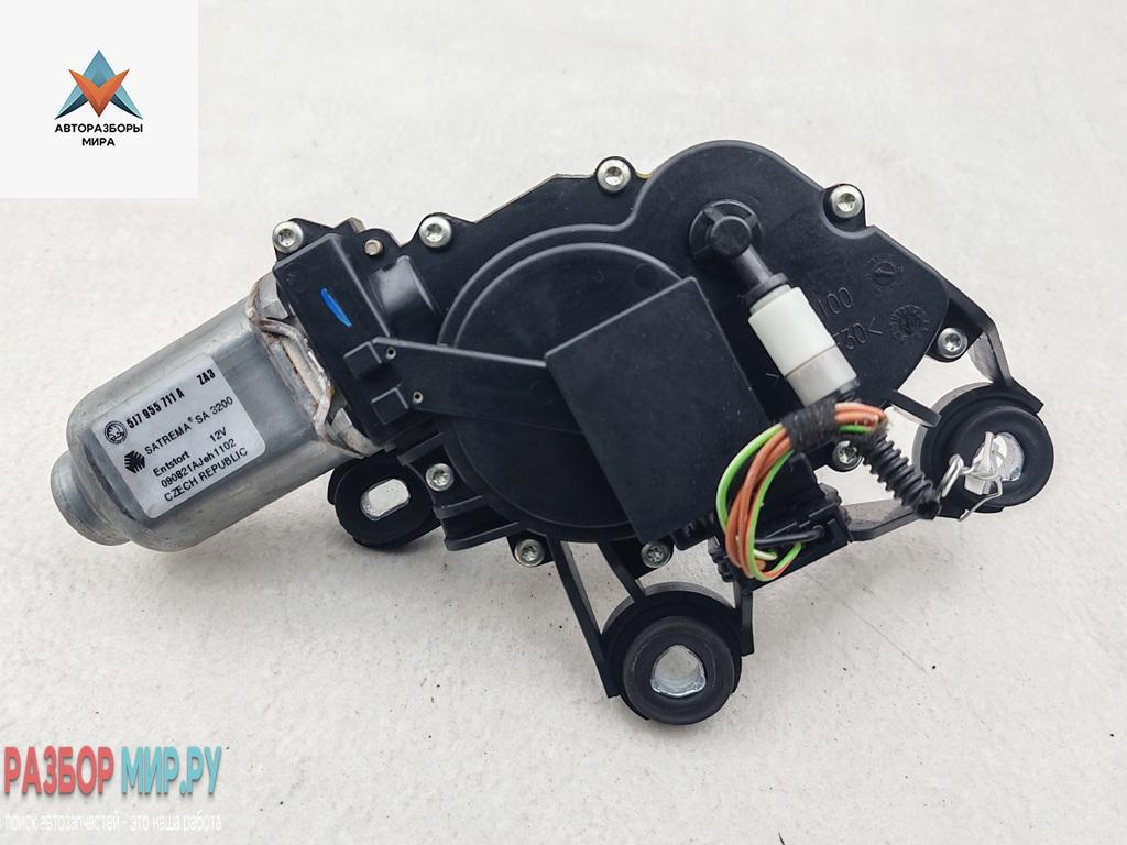 Двигатель стеклоочистителя заднего (моторчик дворников) Skoda Fabia 2 поколение (5J) 2009, 1.2 л., бензин, МКПП, серый, хетчбэк 5 дв., 5J7955711A - фото №1