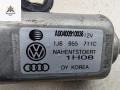 Двигатель стеклоочистителя заднего (моторчик дворников) Volkswagen Golf 4 поколение 2001, 1.4 л., бензин, МКПП, синий, хетчбэк 3 дв., 1J6955711C - фото №3