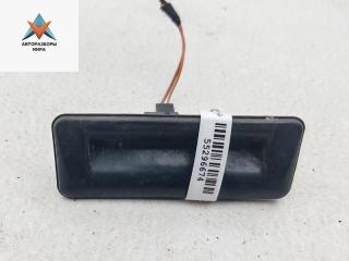 кнопка открытия багажника Skoda Fabia 2 поколение (5J) 2009, 1.2 л., бензин, МКПП, серый, хетчбэк 5 дв.