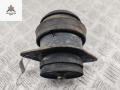 подушка крепления двигателя Volkswagen Golf 3 поколение 1995, 1.4 л., бензин, МКПП, красный, хетчбэк 3 дв. - фото №2