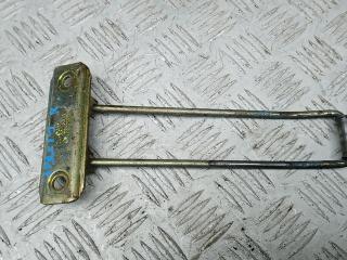 Ограничитель двери распашной правой Volkswagen Transporter T4 1997, 2.4 л., дизель, МКПП, микроавтобус