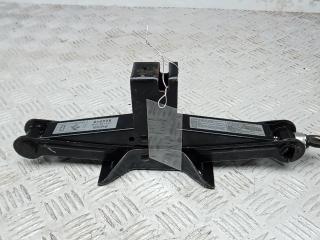 домкрат Skoda Yeti 1 поколение [рестайлинг] 2013, 2.0 л., дизель, МКПП, внедорожник 5 дв.