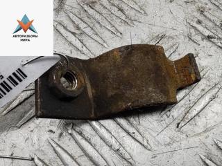 крепление стабилизатора / втулки стабилизатора Volkswagen Golf 3 поколение 1995, 1.4 л., бензин, МКПП, красный, хетчбэк 3 дв.