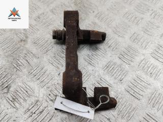 скоба суппорта Peugeot 307 1 поколение 2003, 1.6 л., бензин, МКПП, серый, хетчбэк 3 дв.