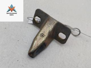 ответная часть (скоба) замка двери Volkswagen Transporter T4 1994, 2.4 л., дизель, МКПП, серый, микроавтобус, 701829733