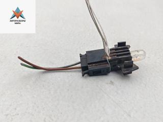 подсветка номера Volkswagen Transporter T4 1992, 2.4 л., дизель, МКПП, красный, микроавтобус