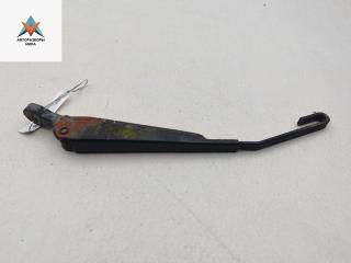 Щеткодержатель (поводок стеклоочистителя) задний Nissan Primera P11 2000, 2.0 л., бензин, МКПП, синий, универсал