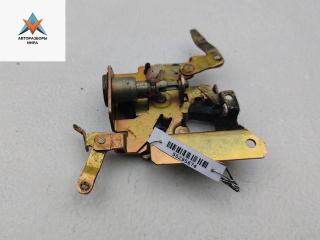 замок двери сдвижной Volkswagen Transporter T4 1993, 2.4 л., дизель, МКПП, красный, микроавтобус, 721843654A