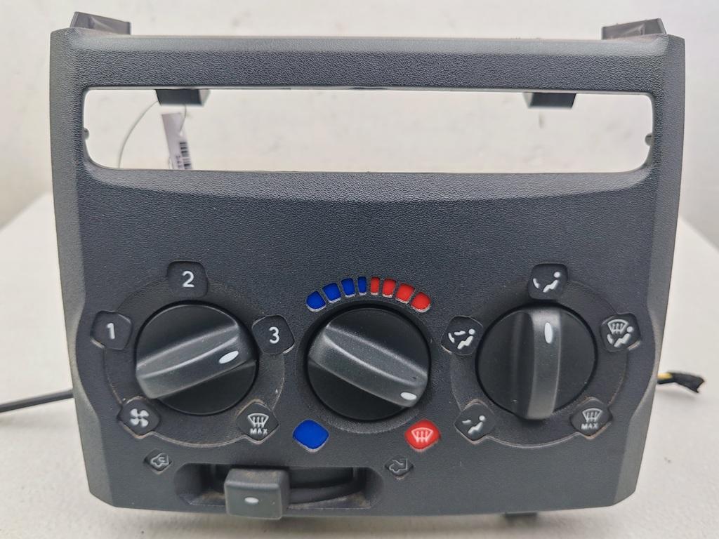 блок управления печки / климат-контроля Peugeot Boxer 2002, 2.8 л., дизель, МКПП, зелёный, микроавтобус