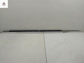 Молдинг стекла двери наружный Mercedes-Benz C-Класс W204/S204 2010, 1.8 л., бензин, МКПП, серый, универсал