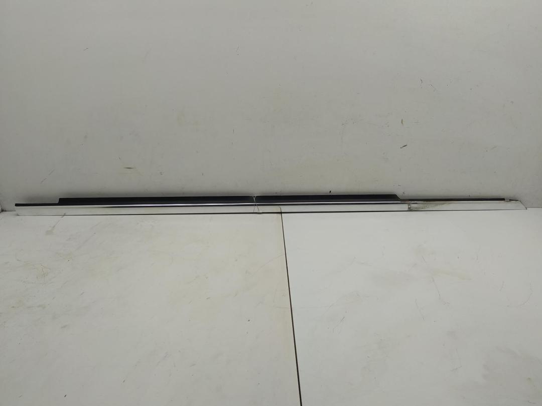 Молдинг стекла двери наружный Mercedes-Benz C W204 2010, 1.8 л., бензин, МКПП, серый, универсал
