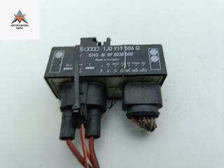 блок управления вентилятором (реле) Volkswagen Golf 4 поколение 2002, 1.6 л., бензин, МКПП, серый, хетчбэк 5 дв., 1J0919506Q