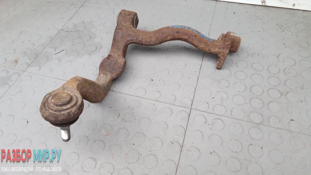 рычаг передний левый Volkswagen Transporter T4 1997, 2.4 л., дизель, МКПП, микроавтобус - фото №1