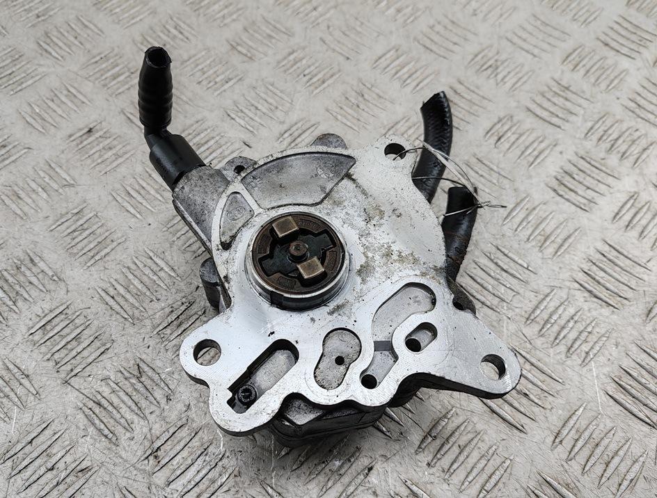 насос вакуумный Audi A3 8P 2005, 2.0 л., дизель, АКПП, серый, хетчбэк 5 дв., 03G145209