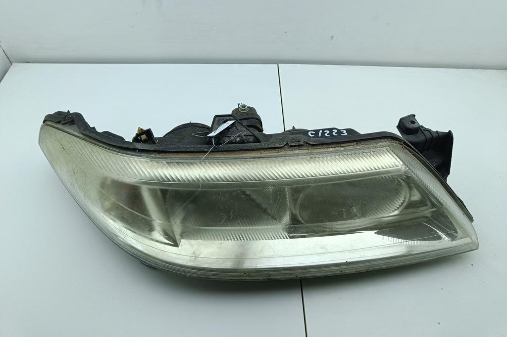 фара правая Renault Laguna II 2004, 1.8 л., бензин, МКПП, чёрный, хетчбэк 5 дв., 89003522