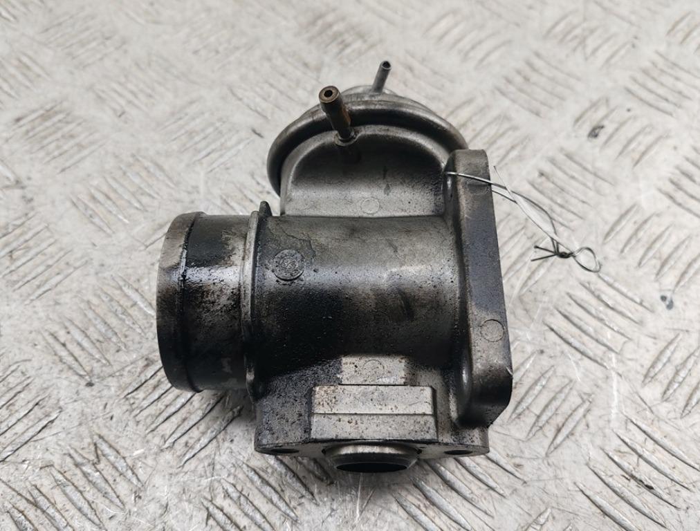 клапан EGR BMW 5 E39 1999, 2.5 л., дизель, МКПП, серый, седан, 2248139