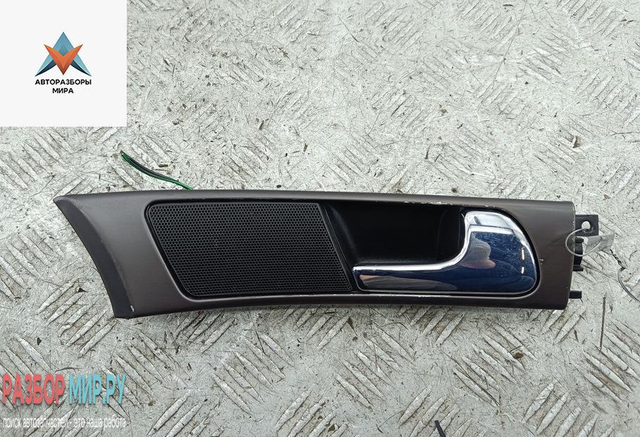 ручка внутренняя передняя правая Audi A6 4B/C5 1998, 2.5 л., дизель, МКПП, красный, универсал, 4B1837020 - фото №1