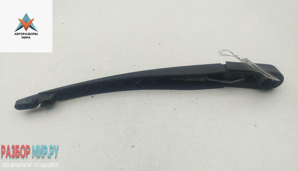 Щеткодержатель (поводок стеклоочистителя) задний Opel Meriva 1 поколение (A) 2005, 1.6 л., бензин, МКПП, серый, минивэн - фото №1