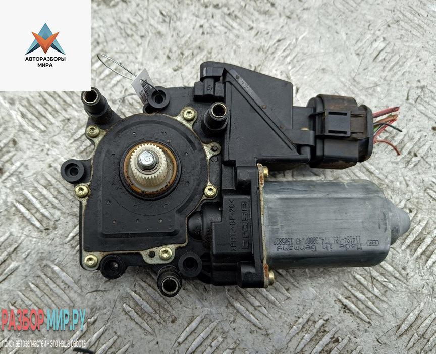 моторчик стеклоподъемника задний левый Audi A6 4B/C5 1998, 2.5 л., МКПП, универсал, 4B0959801B - фото №1