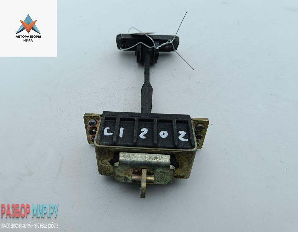 Ограничитель открывания двери задней Mercedes-Benz S-Класс W220 2001, седан, A2207300016 - фото №1