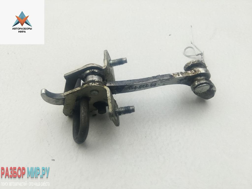 Ограничитель открывания двери задней Opel Vectra C 2003, хетчбэк 5 дв., 09229751 - фото №1