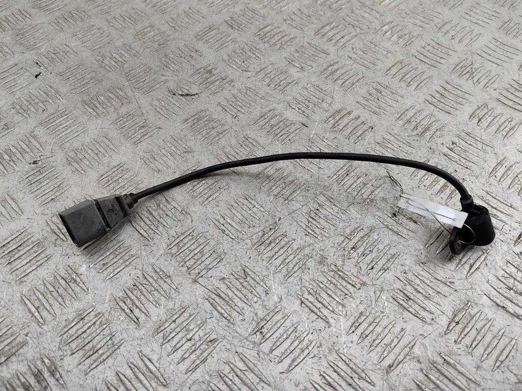 датчик распредвала Volkswagen Crafter 1 поколение 2006, 2.5 л., дизель, МКПП, белый, микроавтобус, 076906433 - фото №1