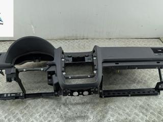 панель передняя салона (торпедо) Volkswagen Golf 5 поколение 2005, 2.0 л., бензин, МКПП, чёрный, хетчбэк 3 дв., 1K1858295