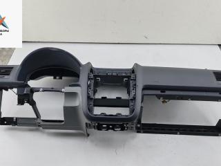 панель передняя салона (торпедо) Volkswagen Golf 5 поколение 2004, 1.4 л., бензин, МКПП, синий, хетчбэк 5 дв., 1K1858295