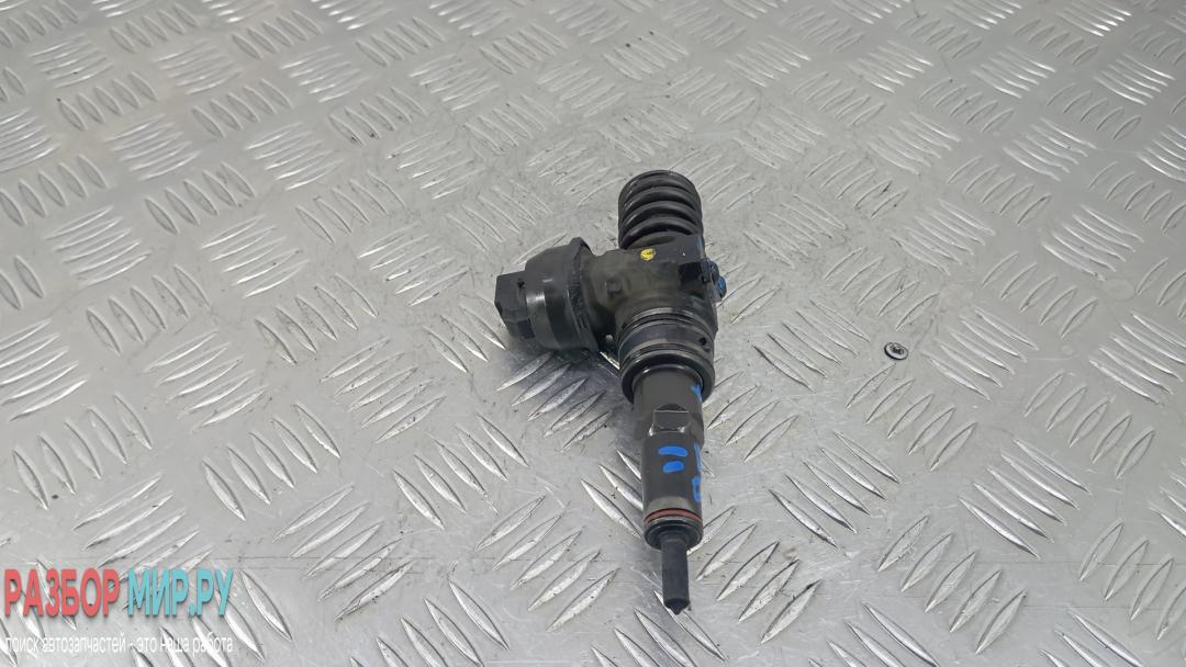 форсунка Volkswagen Touareg 1 поколение 2004, 2.5 л., дизель, АКПП, внедорожник 5 дв., 07Z130073F, 0414720210 - фото №1