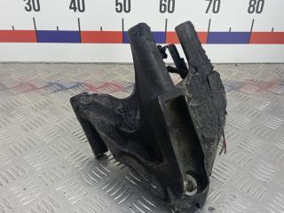 Кронштейн двигателя дизельный Volkswagen Touareg 1 поколение 2004, 2.5 л., дизель, АКПП, внедорожник 5 дв.