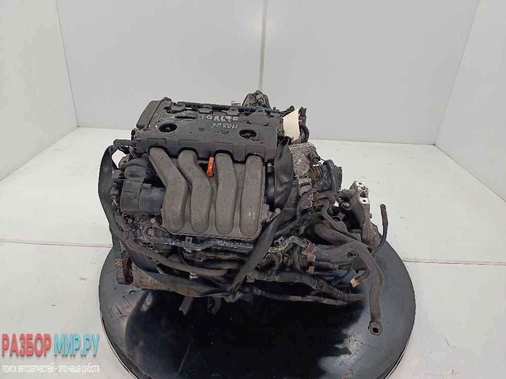 двигатель Volkswagen Golf 5 поколение 2007, цвет, BLR - фото №1