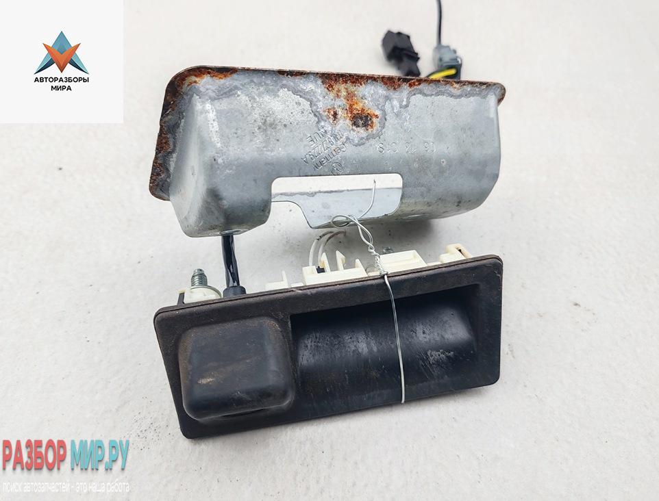 ручка крышки багажника Volkswagen Passat B7 2013, чёрный, универсал, 3C9827566A - фото №1