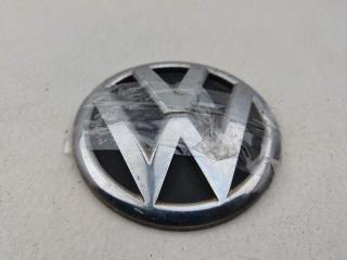 эмблема Volkswagen Passat B7 2013, 2.0 л., дизель, МКПП, чёрный, универсал, 5M0853630B