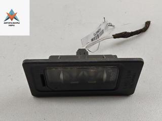 подсветка номера Volkswagen Passat B7 2013, 2.0 л., дизель, МКПП, чёрный, универсал, 3AF943021A