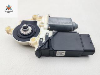 моторчик стеклоподъемника передний левый Volkswagen Golf 4 поколение 1999, 1.6 л., МКПП, универсал, 101430203