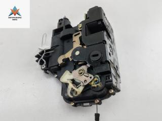 замок двери задней левой Volkswagen Golf 4 поколение 1999, 1.6 л., бензин, МКПП, серый, универсал